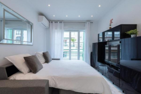 LOUIS GALLET Centre JUAN LES PINS 50m des plages